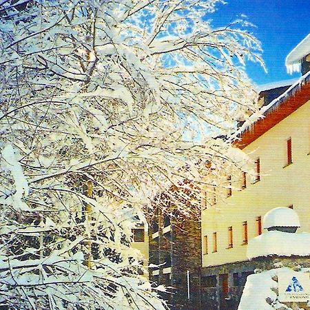 Alberg La Molina Xanascat Exteriér fotografie